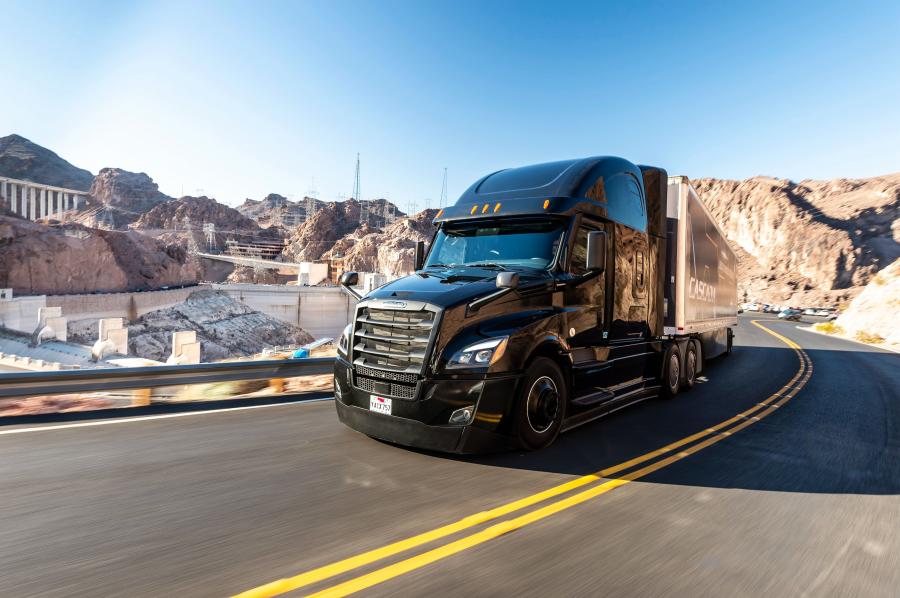  Freightliner Cascadia Raised Roof 2019 года  (фото 5 из 11)